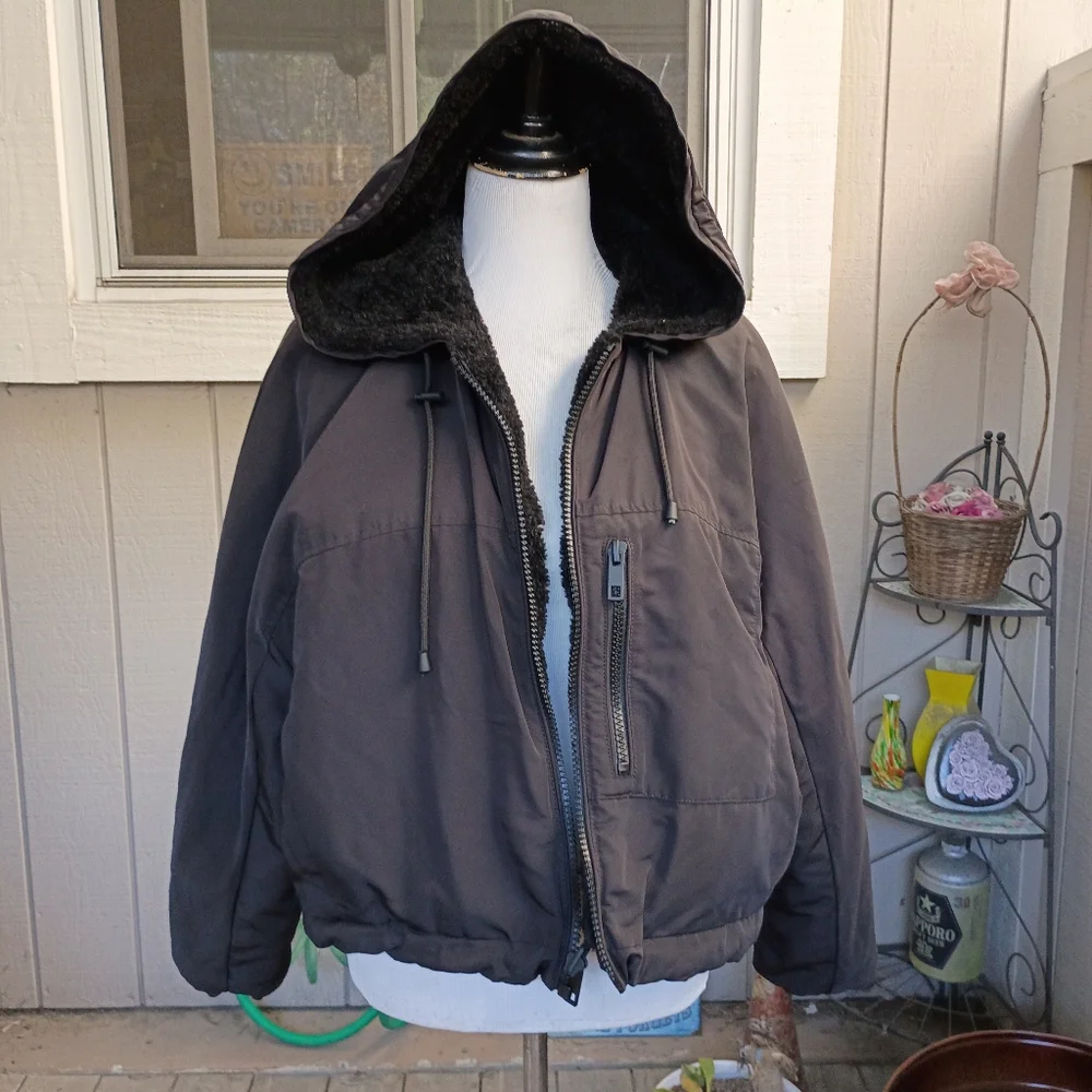 Jacket - Picture 1 of 2